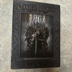 Game of thrones first season box set